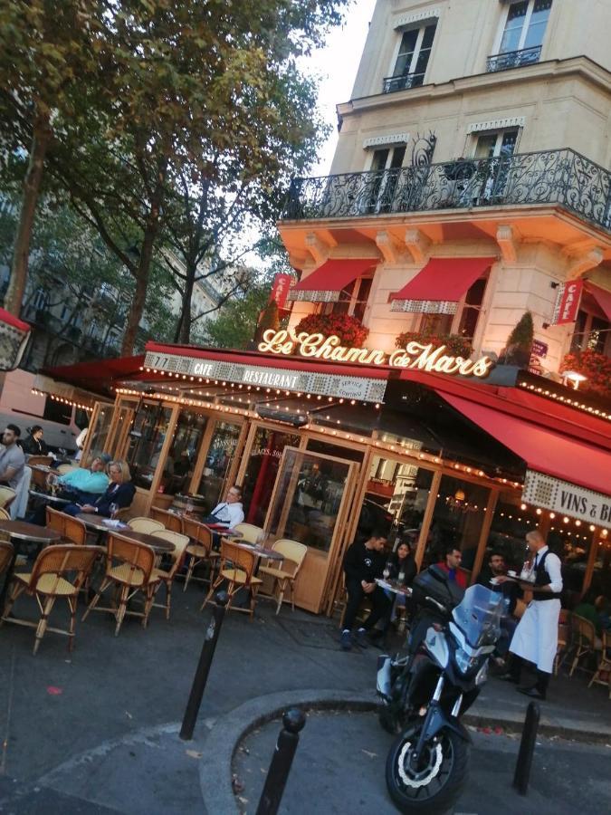 Charming Studio In Paris Near The Eiffel Tower Экстерьер фото